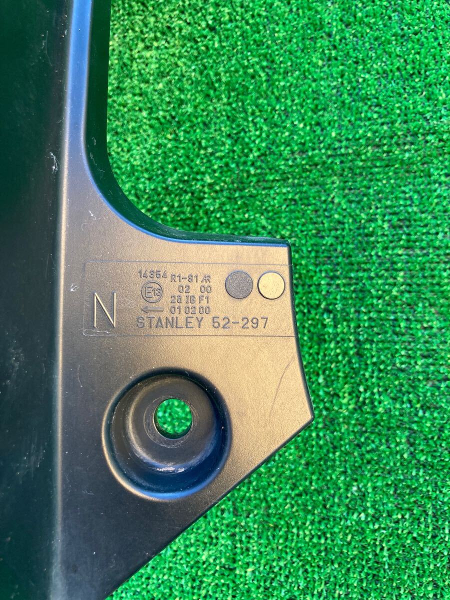 なな5点おまとめ トヨタ アクア NHP10 中期 純正 左テールランプ STANLEY 52-297 AQUA