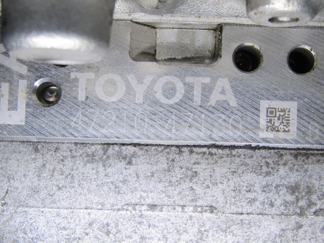 ◎[R08+E2] トヨタ ZVW30 プリウス ABSブレーキアクチュエーター