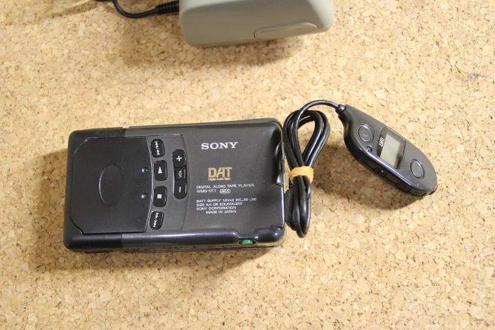 ジャンク品□SONY ソニー WMD-DT1 DAT Walkman ウォークマン