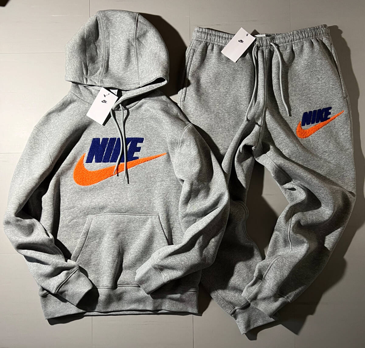NIKE□ナイキ〔XL〕スウェット パーカー パンツ 上下セット 立体 ロゴ 