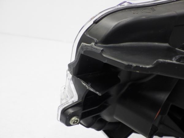4066245♪ シエンタ Z MXPC10G/MXPL10G/MXPL15G 右ライト Bi-Beam LED