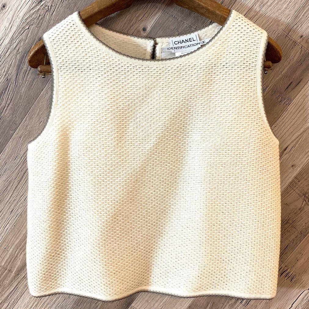 【K-7】CHANEL IDENTIFICATION　アンサンブルニット　99A　P14329V07795　レディース　ウール　シルク　アイボリーカラー　サイズ42