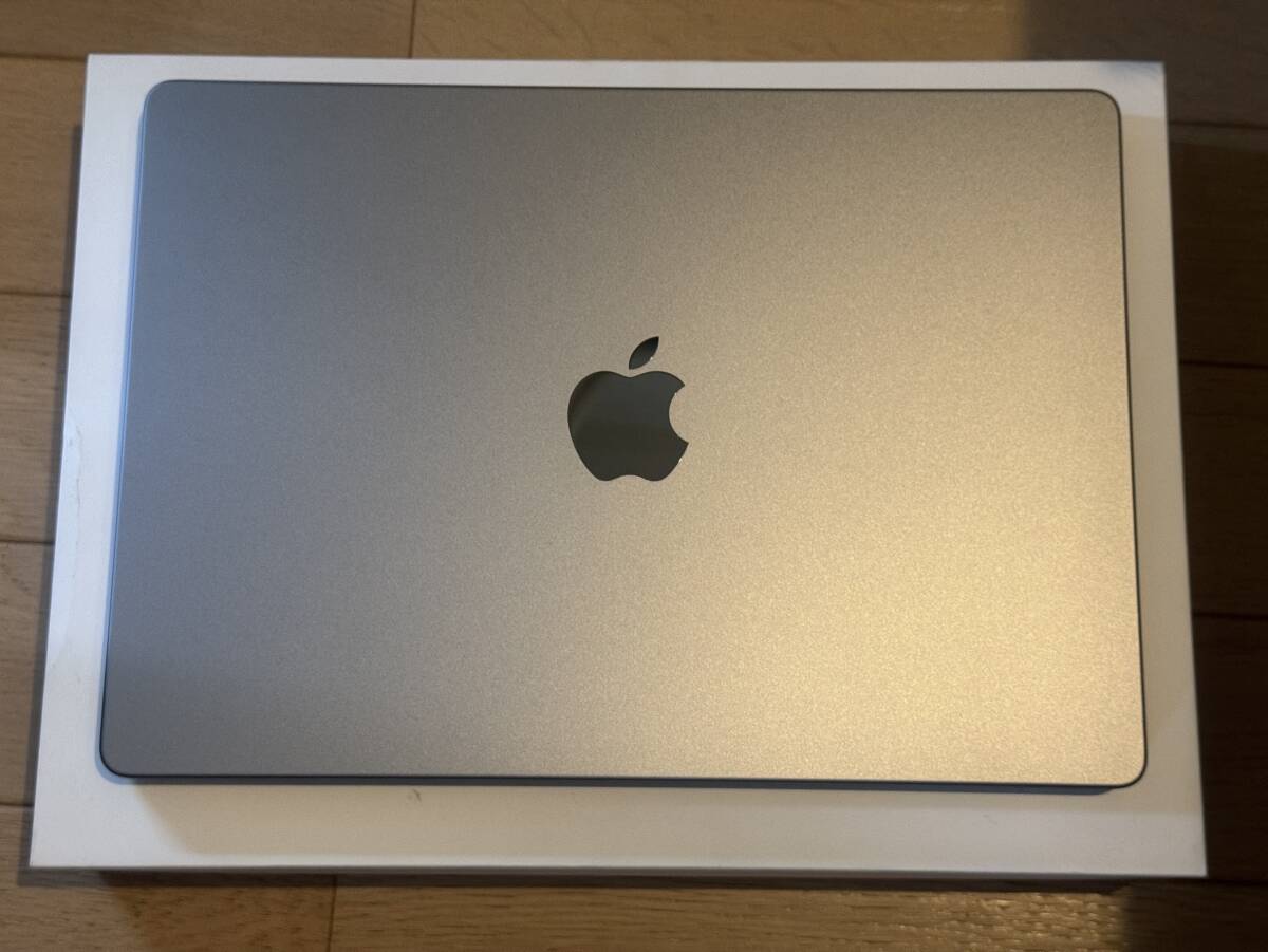 美品・充放電回数13回】Apple MacBook Pro 14インチ 2023 M3 16GB 