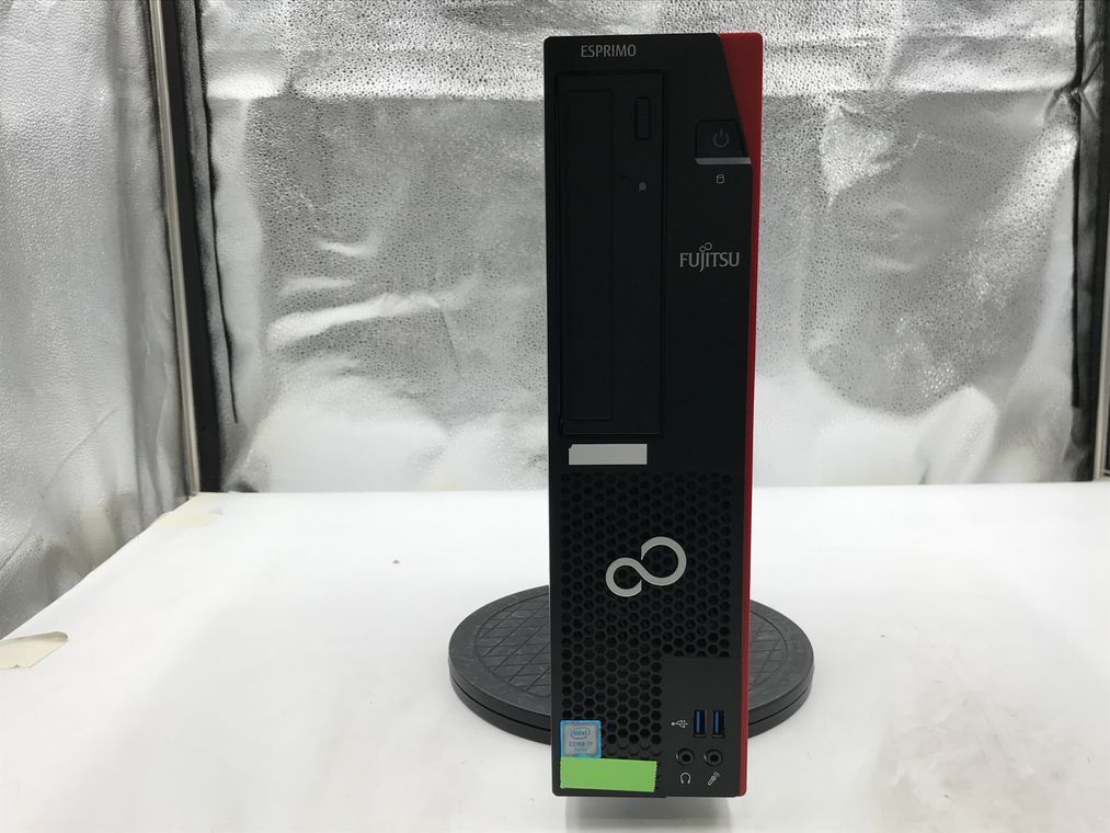 FUJITSU/デスクトップ/第6世代Core i7/メモリ4GB/WEBカメラ無/OS無