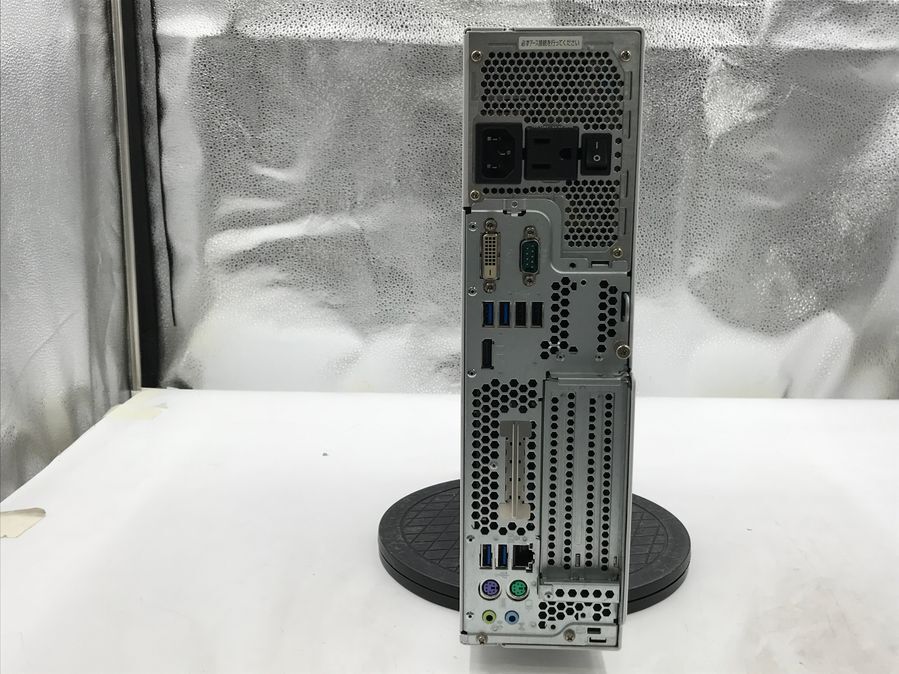 FUJITSU/デスクトップ/第6世代Core i7/メモリ4GB/WEBカメラ無/OS無