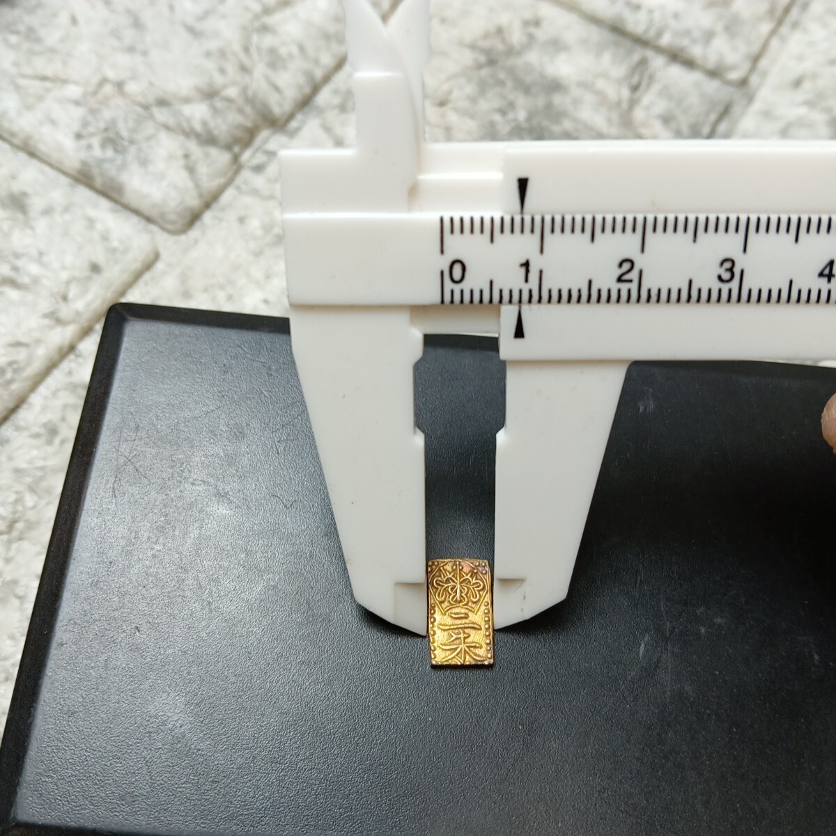 K01z3 二朱金 古銭 半金 硬貨