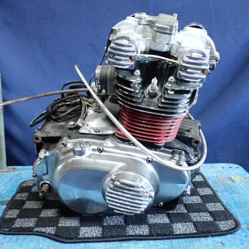 GS400 シリンダーヘッド GS400 シリンダーヘッド カムホルダー SUZUKI