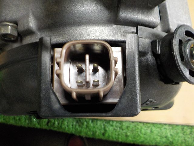 トヨタ マークX GRX130 オルタネーター ダイナモ 27060-31240 104210