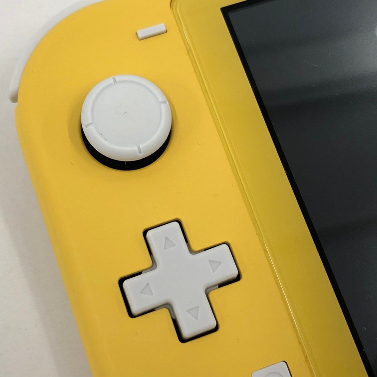 Nintendo Switch Lite ニンテンドー スイッチ ライト 本体 HDH-001