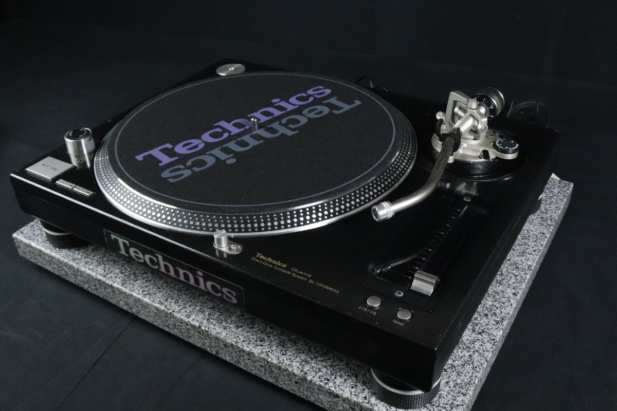 Technics テクニクスSL-1200MK5 レコードプレーヤー 動作品 Technics SL-1200MK5 レコードプレーヤー テクニクス ターンテーブル