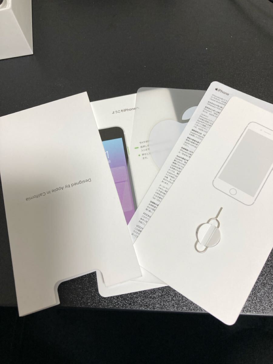 iPhone SE2 256GB Apple ホワイト SIMフリー　第２世代　_6