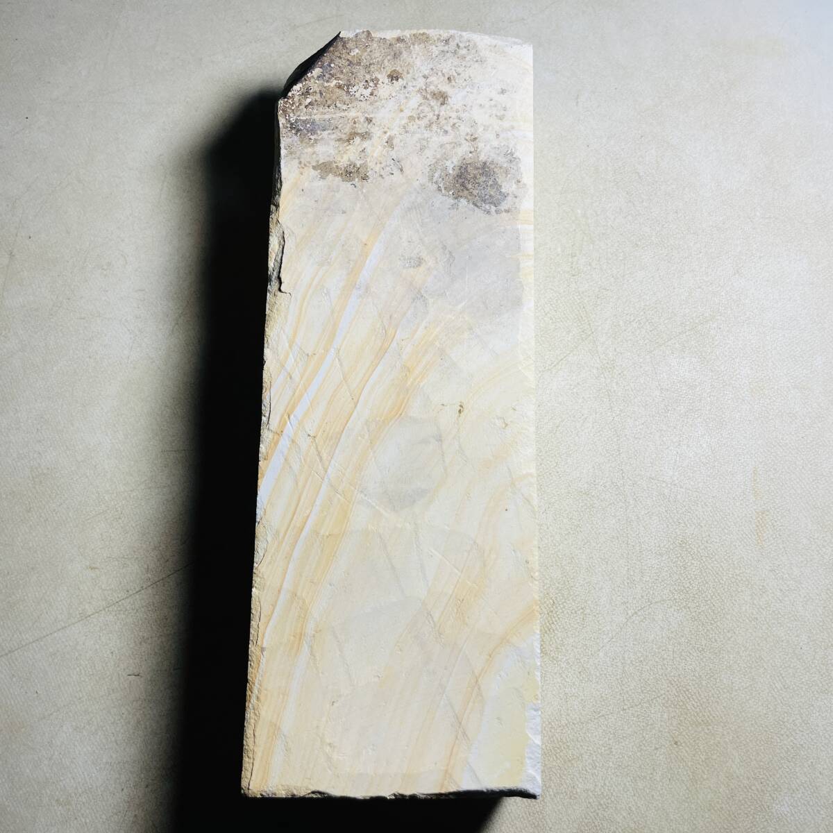 天然砥石 三河白名倉砥 縞ボタン 三十切 1465g 蔵出し品 ／ 鉋鑿鋸