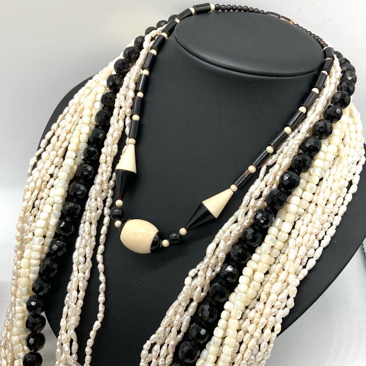 1円スタート!!HANAE MORI/馬モチーフべっ甲入り!!■アクセサリーおまとめ■ m 約1124.1g ネックレス ブローチ 本真珠 パール EB1 C528_3