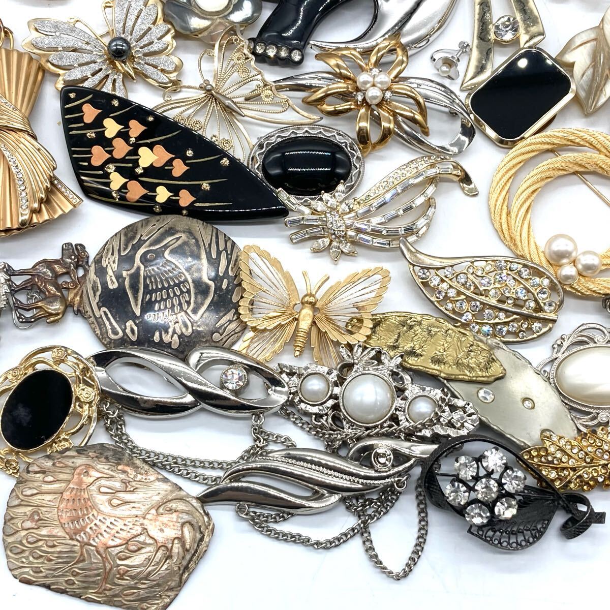 1円スタート!!HANAE MORI/馬モチーフべっ甲入り!!■アクセサリーおまとめ■ m 約1124.1g ネックレス ブローチ 本真珠 パール EB1 C528_6