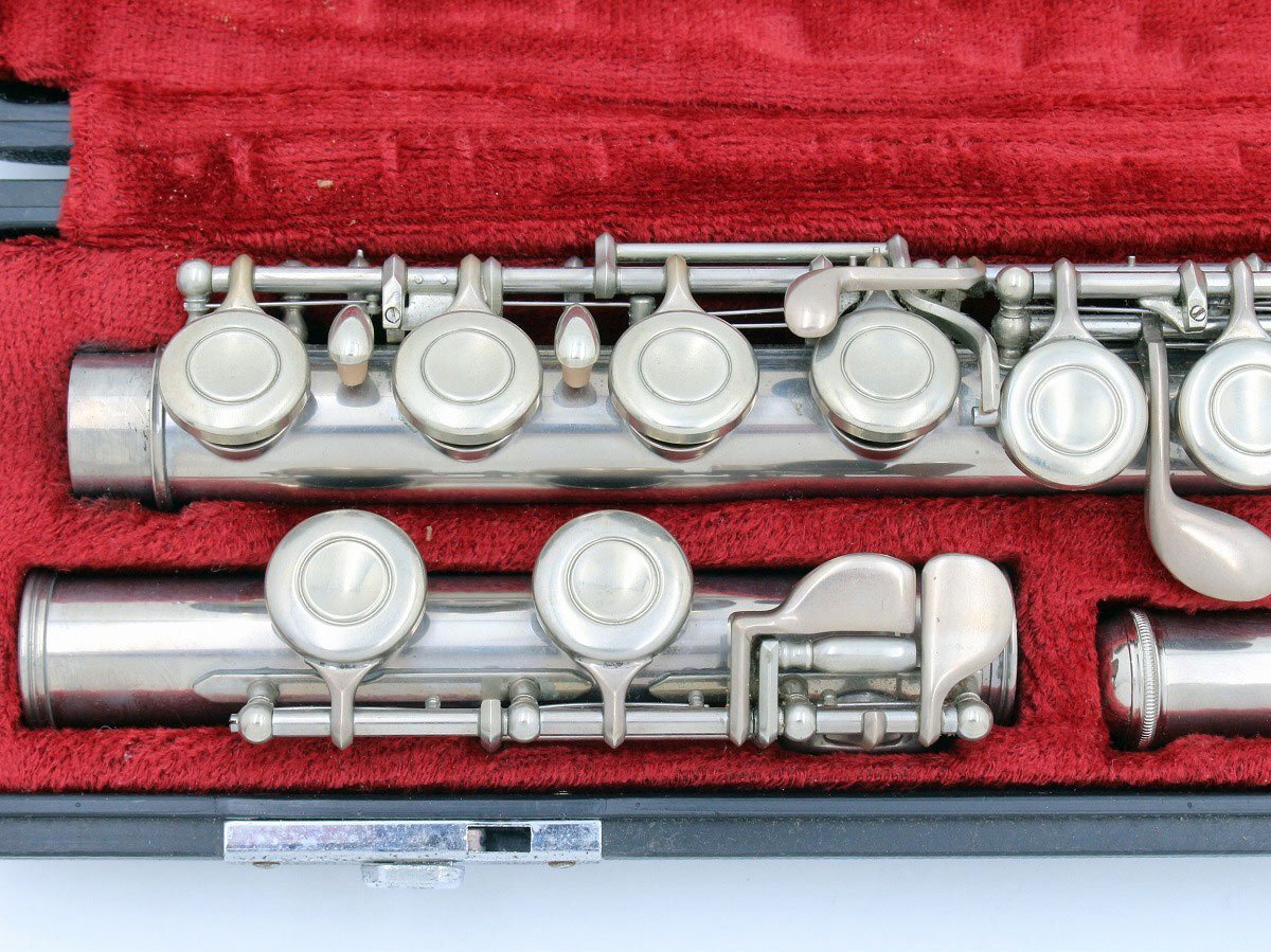 東f42909【中古】YAMAHA YFL-211 FLUTE JUNK ヤマハ フルート ジャンク 現状渡し 30462_4