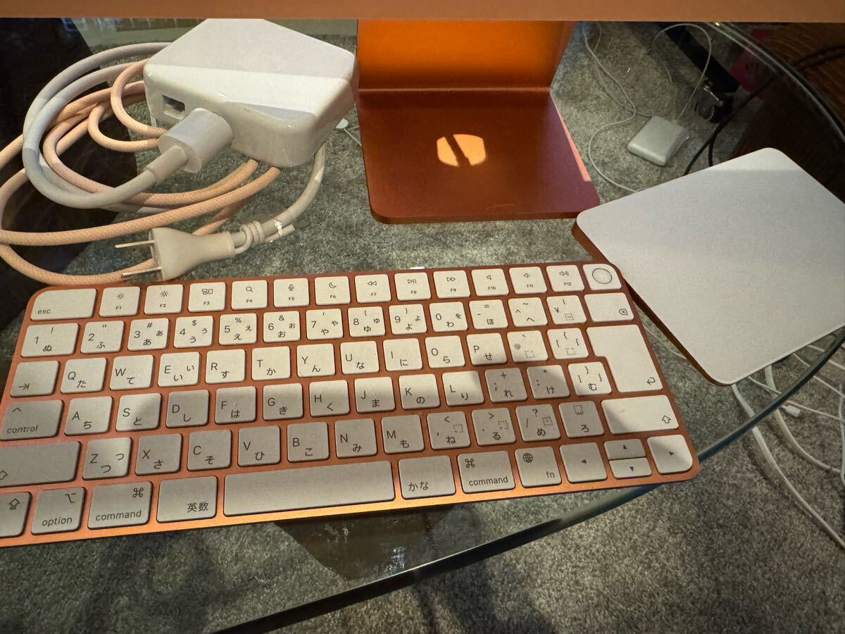 Apple】【iMac】24インチ、オレンジ、4,5K Retina ディスプレイモデル