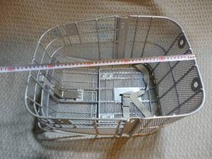 ★新品!!　チャイルドシート　前用　直接引取り歓迎