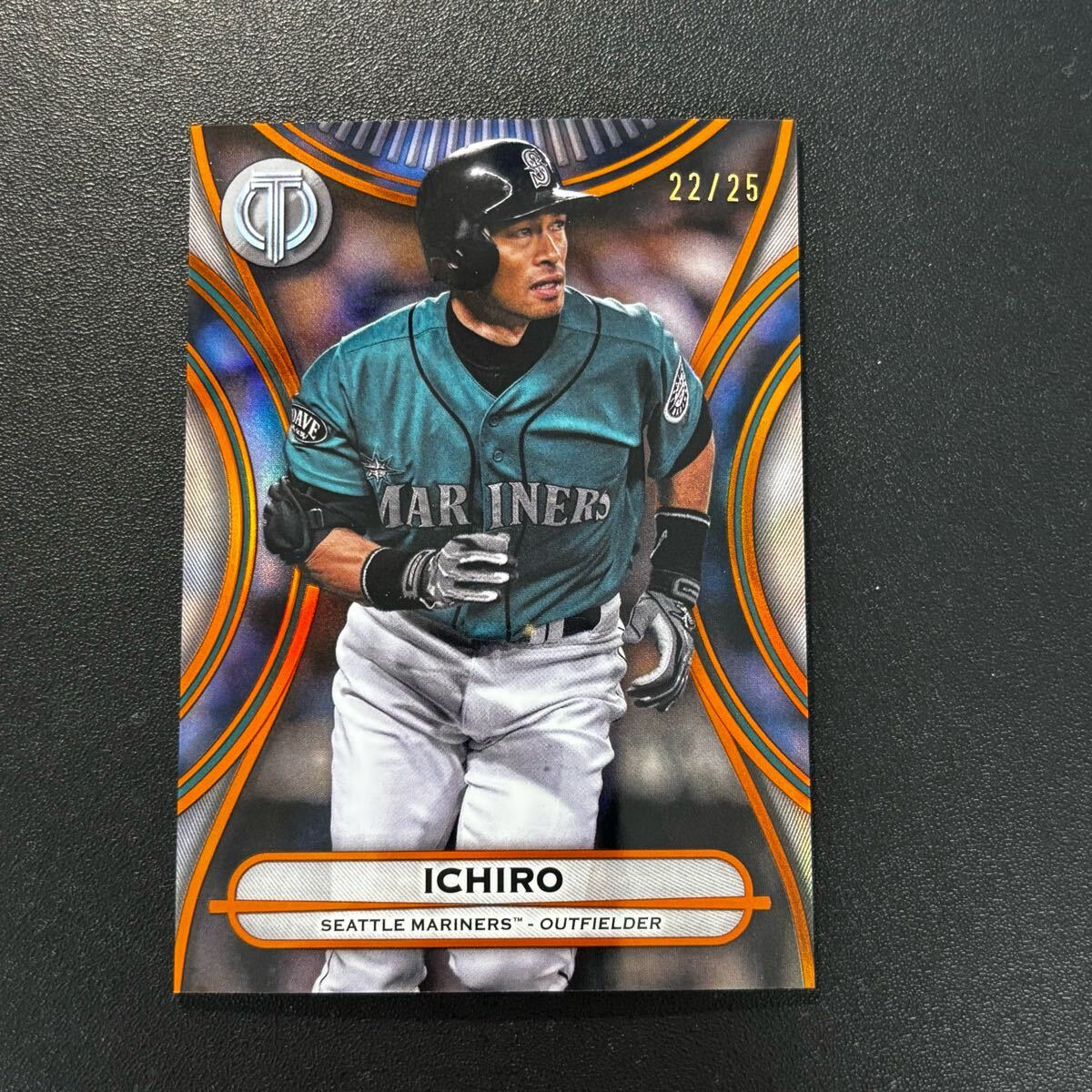 イチロー 世界25枚限定 オレンジ topps ‘84 マリナーズ 25枚限定 イチロー 2025 Topps Tribute ORANGE パラレル Ichiro Suzuki
