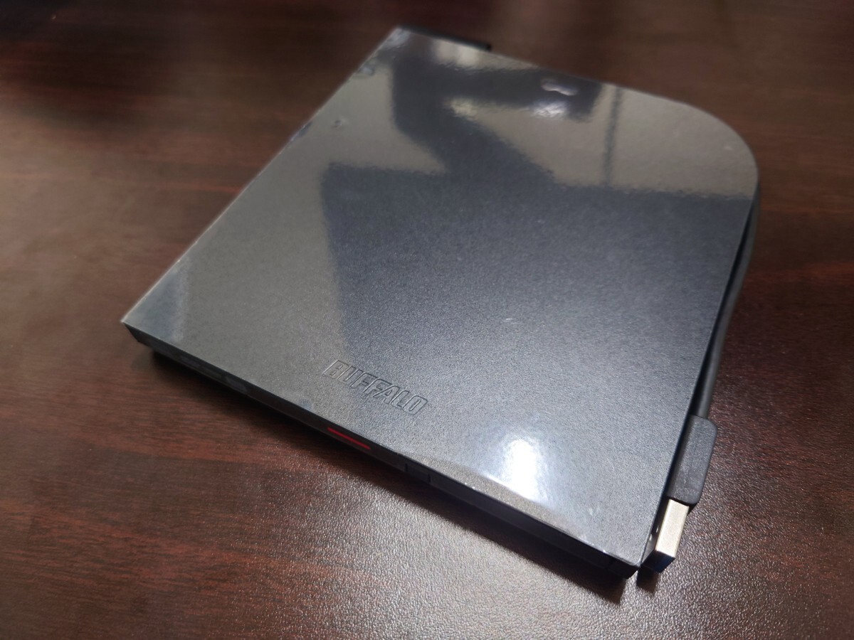 【使用わずか】BUFFALO　DVSM-PTV8U3　外付けDVDドライブ_1