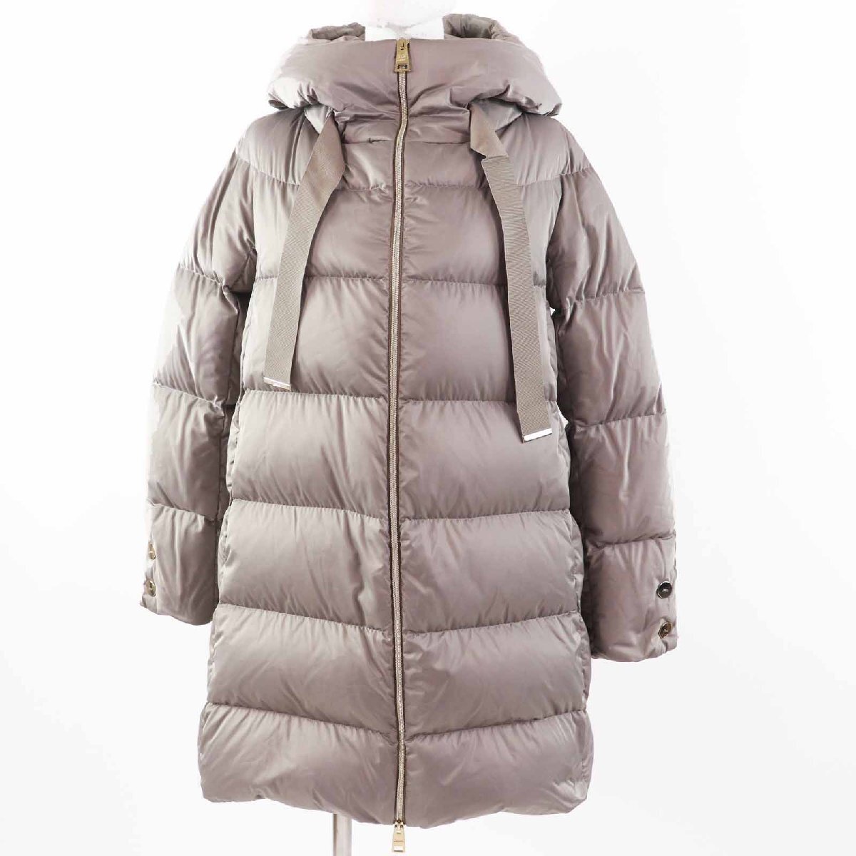 極 Herno ヘルノ 2023年製 PI1304D HOODED SATIN A-SHAPE フーディ サテン Aシェイプ ダウンコート ...