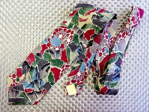 ☆40608Ｄ☆状態並品【花 デザイン 柄】カルヴェン【CARVEN】ネクタイ