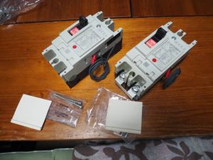 NFB　ノーヒューズブレーカ　三菱電機　100A　AC/DC兼用2P　2台出品