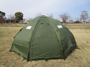 キャンプ未使用 ヘルスポート バランゲルドーム4-6 テント HELSPORT 北欧 難燃ポリエステ