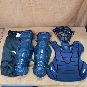 【MIZUNO 軟式野球 キャッチャー防具 4点 ②】 ミズノ マスク スロートガード プロテクタ