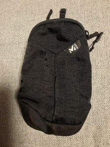 ミレー MILLET ヴァリエポーチ ブラック　中古美品