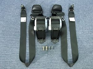 新車外し 200系 ハイエース スーパーGL ワイド 純正 リア シートベルト 左右 / 8型 2列目