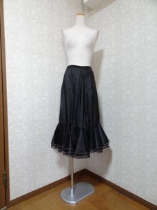 ☆レディース　女性用　婦人用　ダンス 　社交ダンス　スカート　ペチコート　ブラック