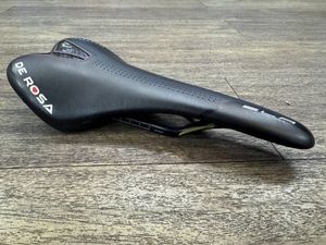 セライタリア selle Italia SLR デローザ DE ROSA サドル カーボンレール 黒