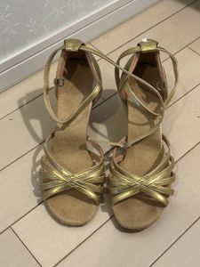 ダンスシューズ　練習用に