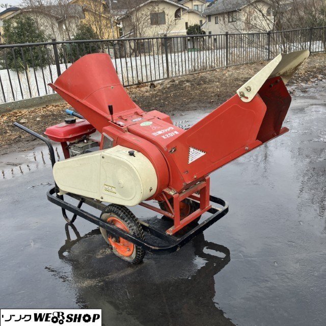 藁（わら）などの裁断機　カッター　ガソリンエンジン 藁（わら）などの裁断機 カッター ガソリンエンジン