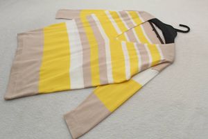 9570 新品 ボーダーＶネックニットカットソー イエローＭサイズ