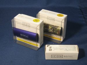 ③【訳あり 新品８０％off】イタリア ミラノ Millefiori 車専用香水 香りグレープカシス