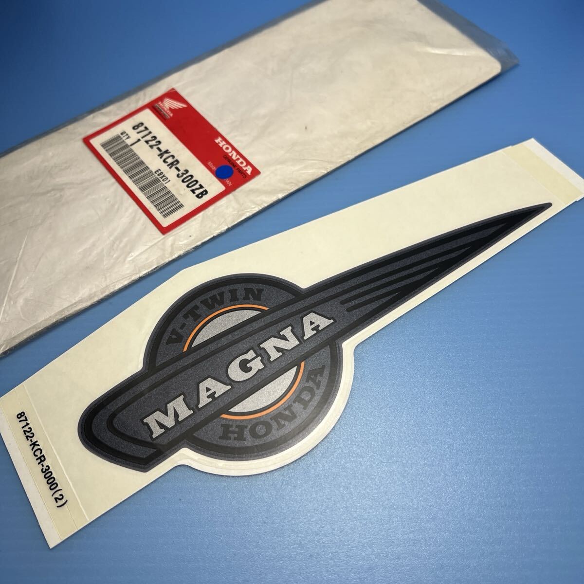NOS純正タンクデカール 61296-81 FX FXR ショベル 当時物 2枚 NOS純正タンクデカール 61296-81 FX FXR ショベル 当時物 2枚 【公式通販】