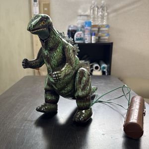 ブルマァク ゴジラのYahoo!オークション(旧ヤフオク!)の相場・価格を