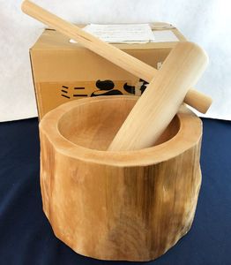 杵と臼のセット中古品 2026年11月1日以降発送】お餅つきセット【尺6寸臼、杵付】 ANF006