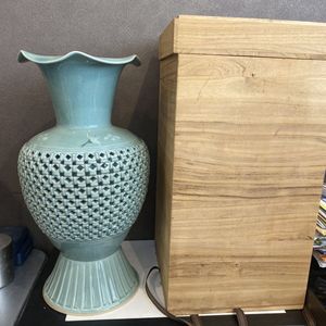 青磁 鶴 壺 透かしの値段と価格推移は？｜3件の売買データから青磁 鶴