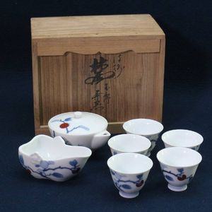 十二代 柿右衛門のYahoo!オークション(旧ヤフオク!)の相場・価格を見る