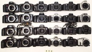 CANON EOS KISS IIIのYahoo!オークション(旧ヤフオク!)の相場・価格を