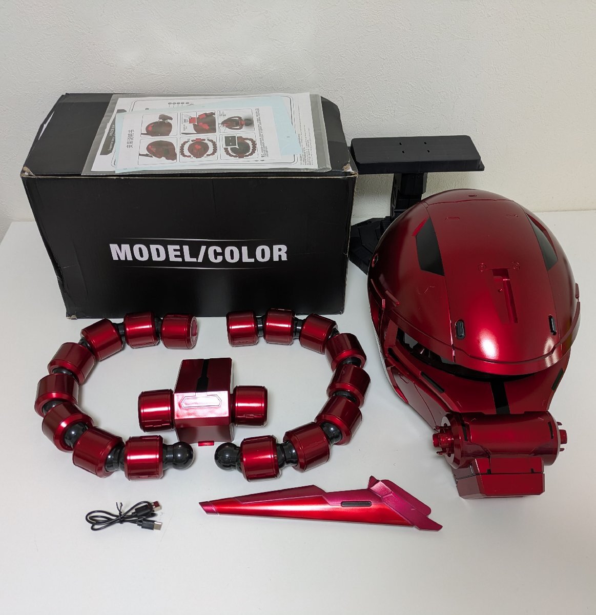 ◇ MS-06S【 シャア専用ザク 等身大 ヘルメット】 オート可動 モノアイ
