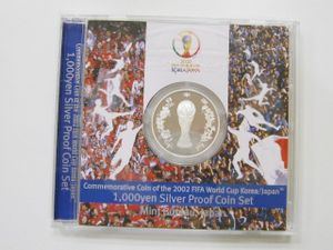 2002FIFAワールドカップ™ 純銀の中古価格は11,637円｜記念硬貨の新品