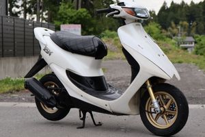 ライブディオZXのYahoo!オークション(旧ヤフオク!)の相場・価格を見る