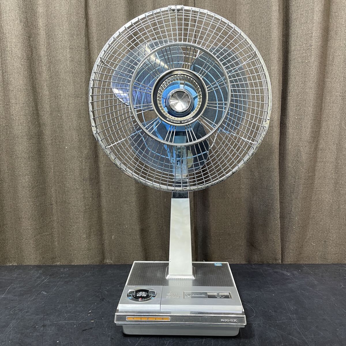 昭和 レトロ 大型 扇風機 三菱 S30-A2 ? レア IK-947】MITSUBISHI/三菱電機 扇風機 R30-SX型 昭和レトロ 30cmお座敷
