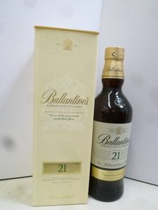 バランタイン 21年の平均価格は7,722円｜ウイスキーの価格相場・買取価格