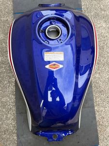 CB750 RC42 タンクのYahoo!オークション(旧ヤフオク!)の相場・価格を