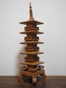 五重塔 置物のYahoo!オークション(旧ヤフオク!)の相場・価格を見る