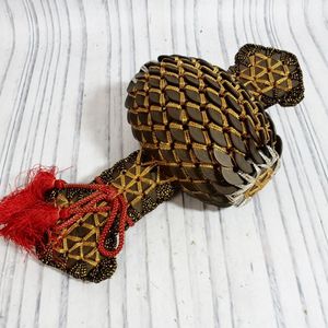 五円玉細工の値段と価格推移は？｜12件の売買データから五円玉細工の 